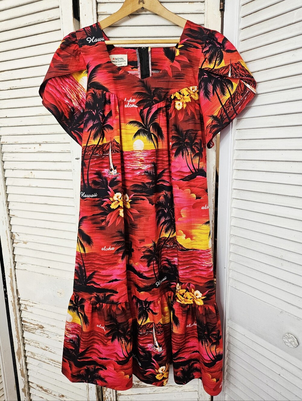 Vintage Y2K Royal Hawaiian Creations Aloha Dress 100% Cotton Red Medium